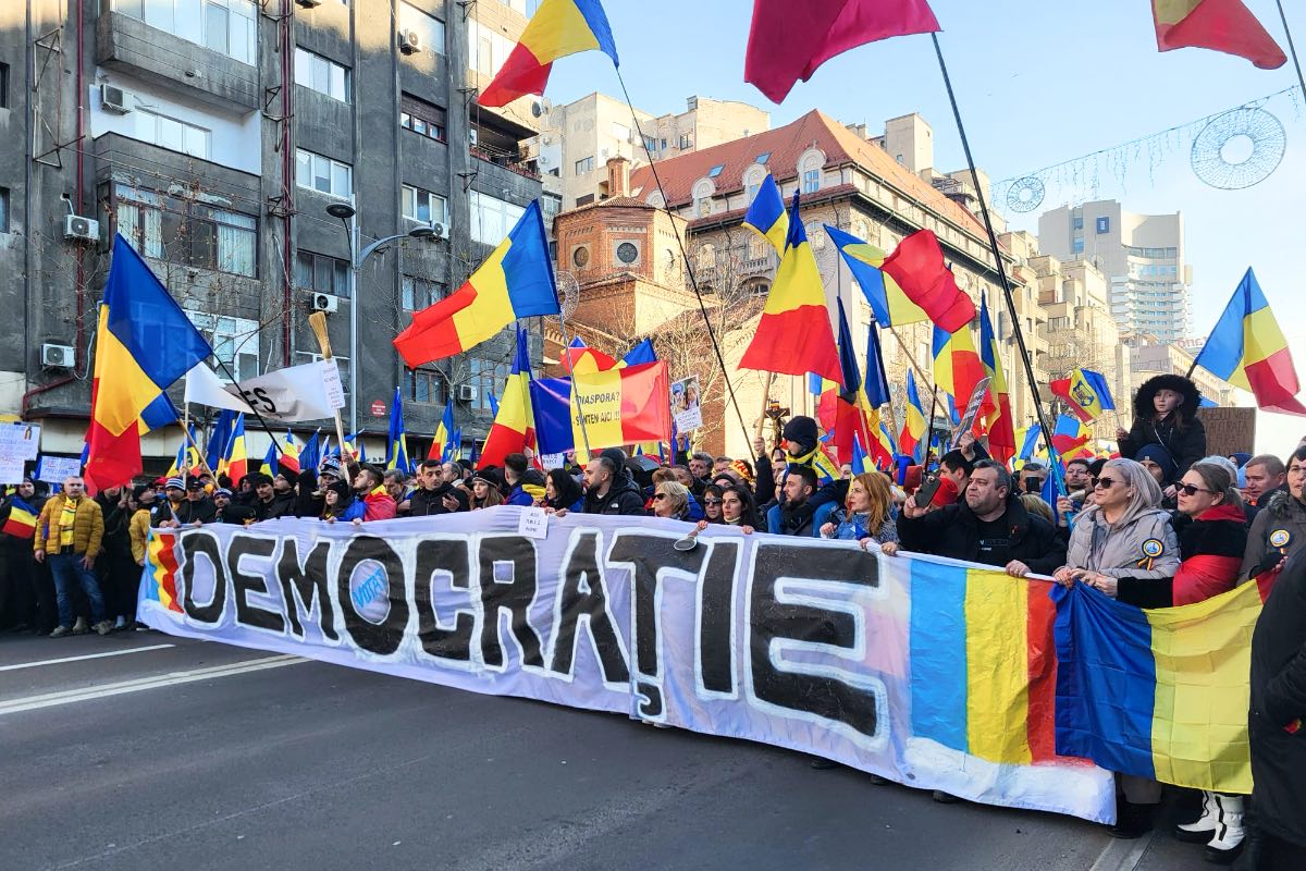 Jurnaliști agresați la protestul AUR – BREVIAR Intern