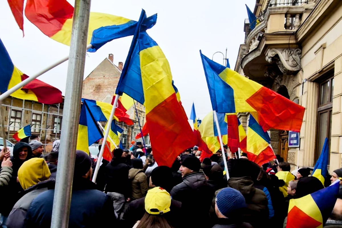 România, cuprinsă de proteste – BREVIAR Intern