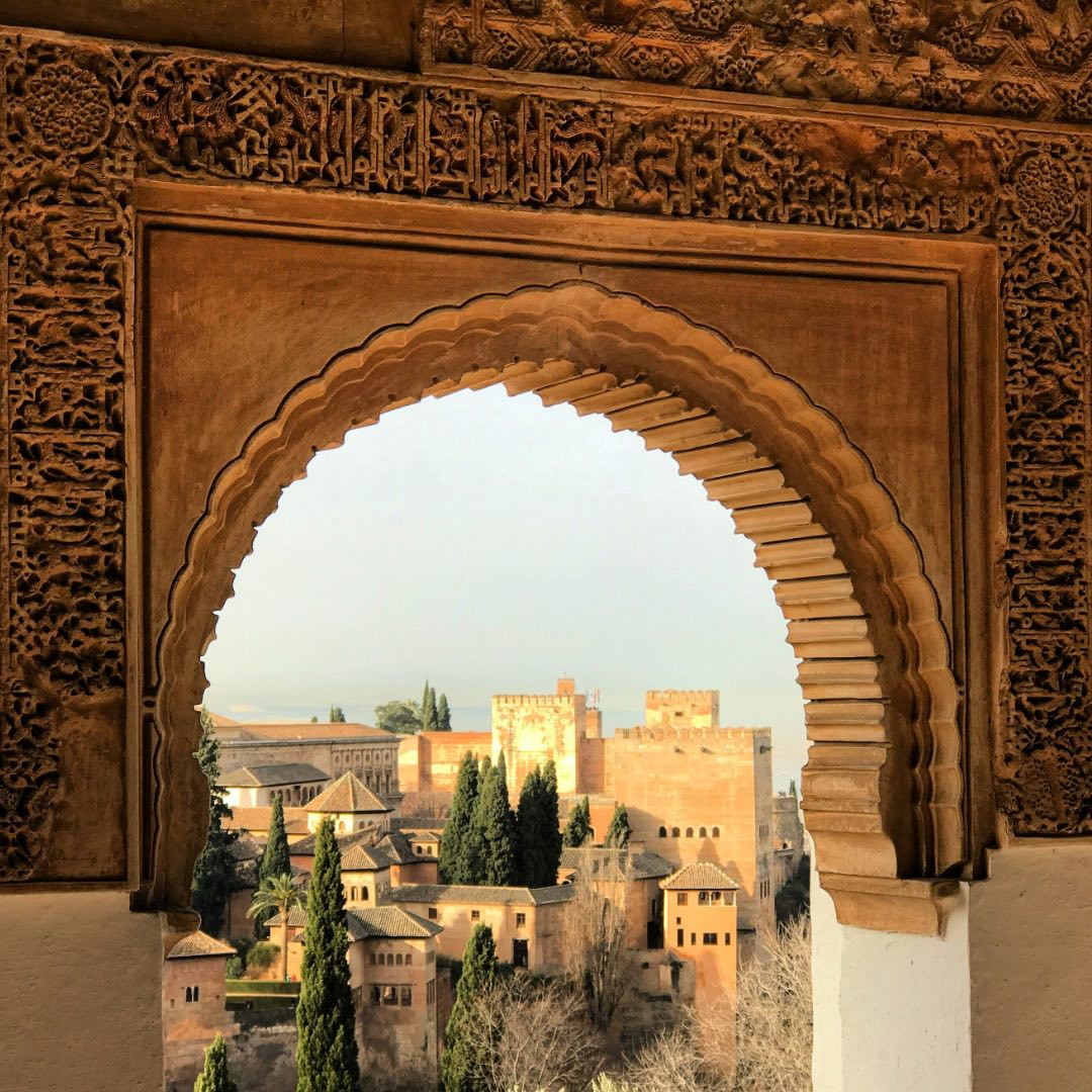 Granada: Inima Andaluziei, unde se întâlnesc două lumi