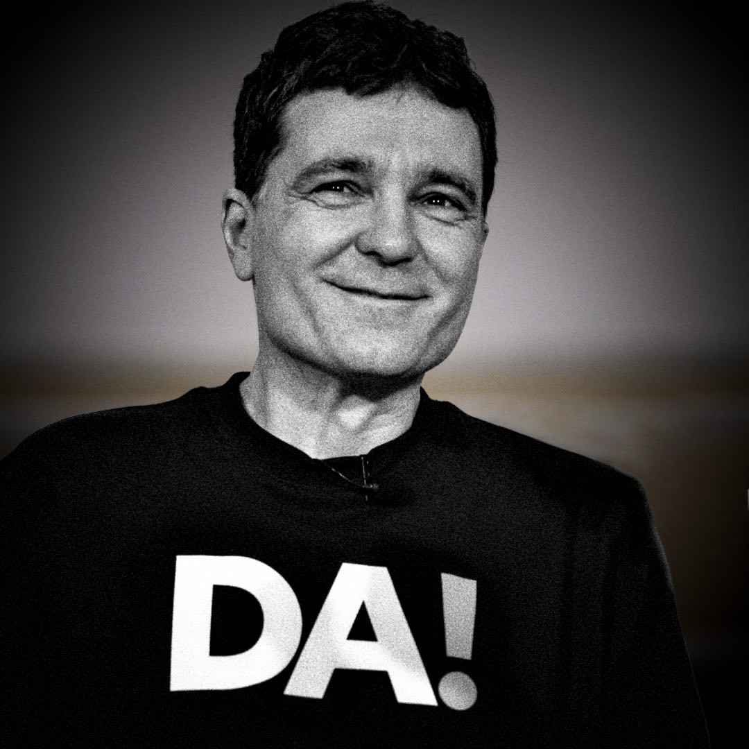 Nicușor dă semne că s-ar retrage din cursa pentru Cotroceni