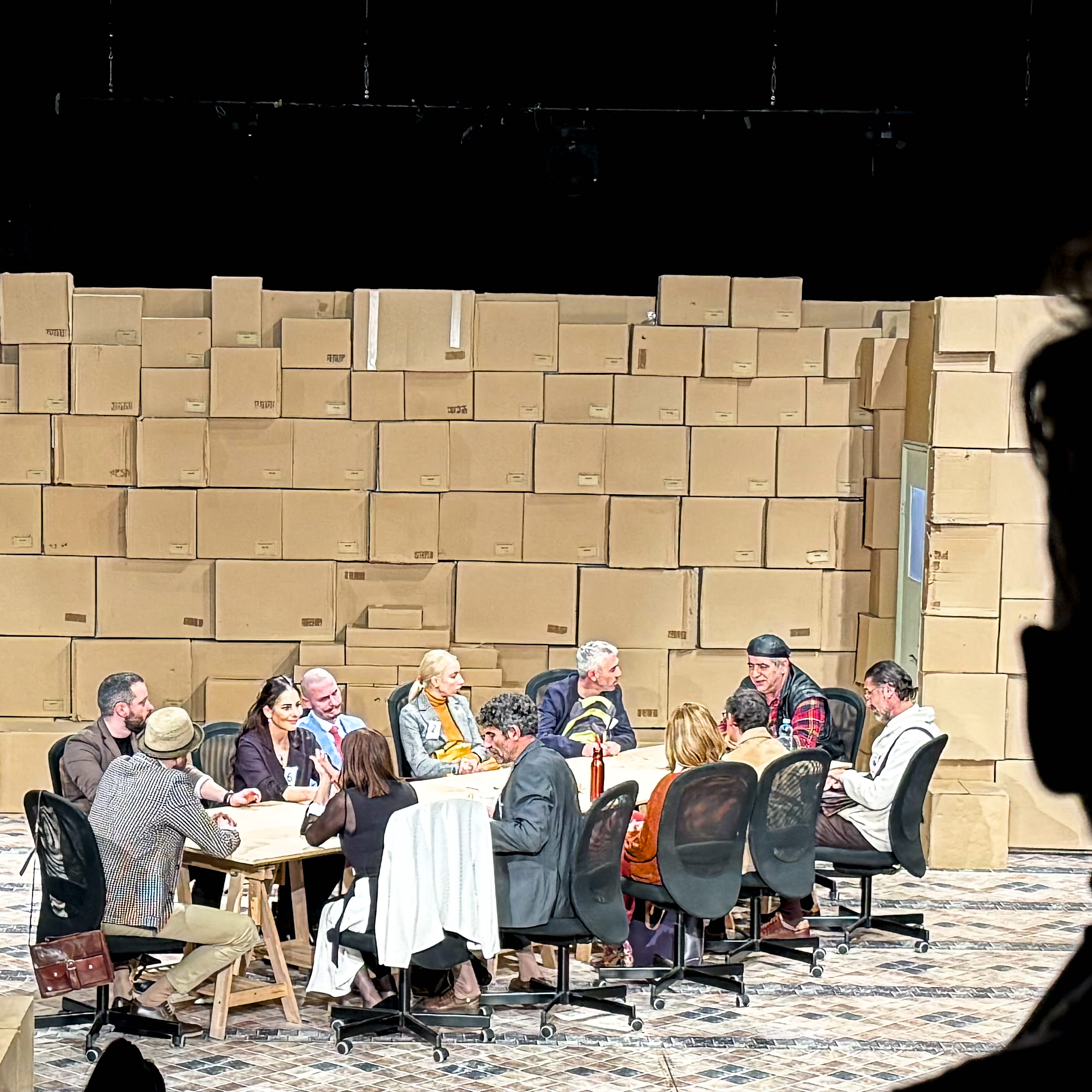 Cu toții suntem vinovați